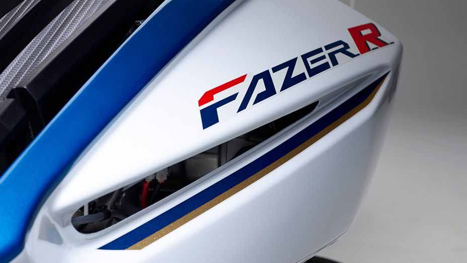 産業用無人ヘリコプター ヤマハ FAZER R 農業 防除 散布